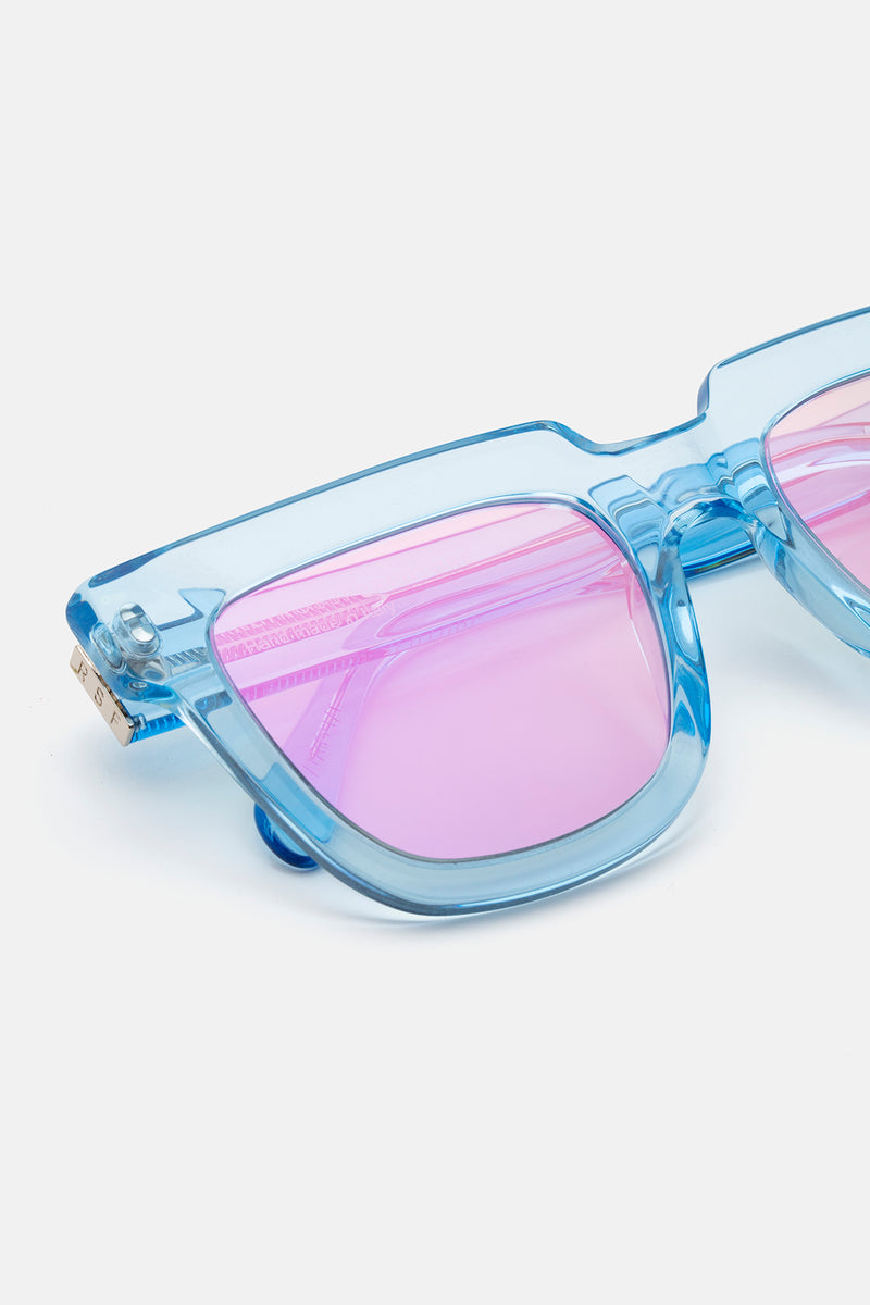 Modo Iridescent