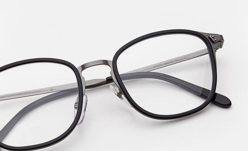 Numero 21 Nero - Retrosuperfuture USA -