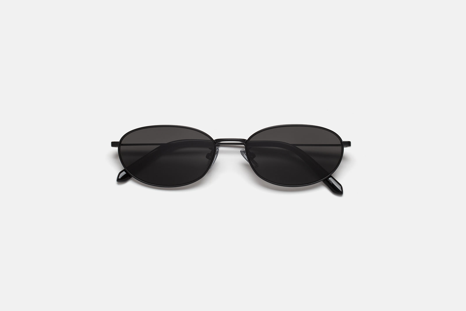Uovo Nero - Retrosuperfuture USA -