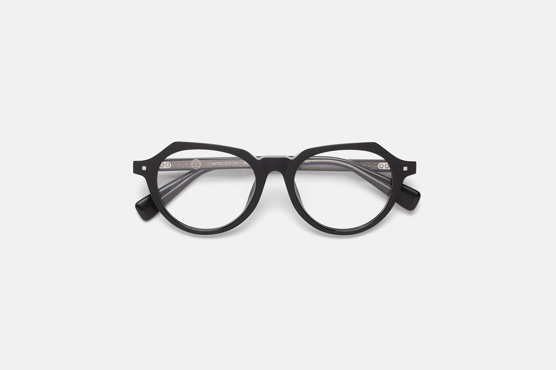 Hanna Black - Retrosuperfuture USA -