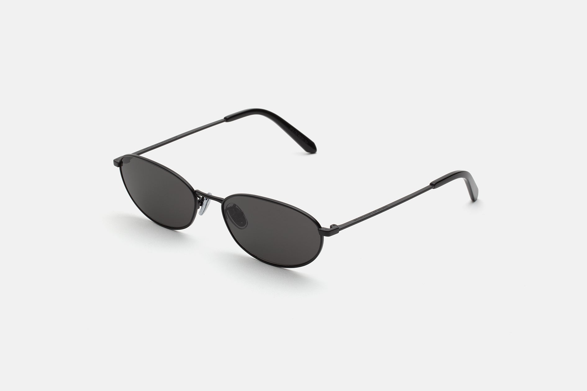 Uovo Nero - Retrosuperfuture USA -