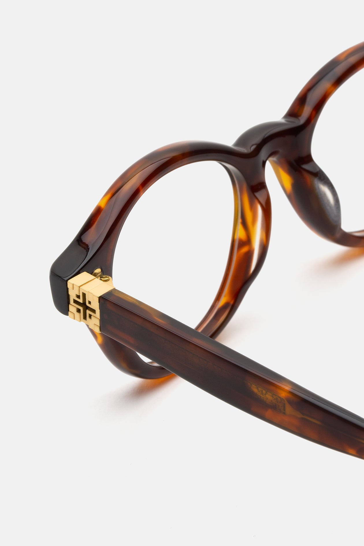 Holly Tabacco - Retrosuperfuture USA -