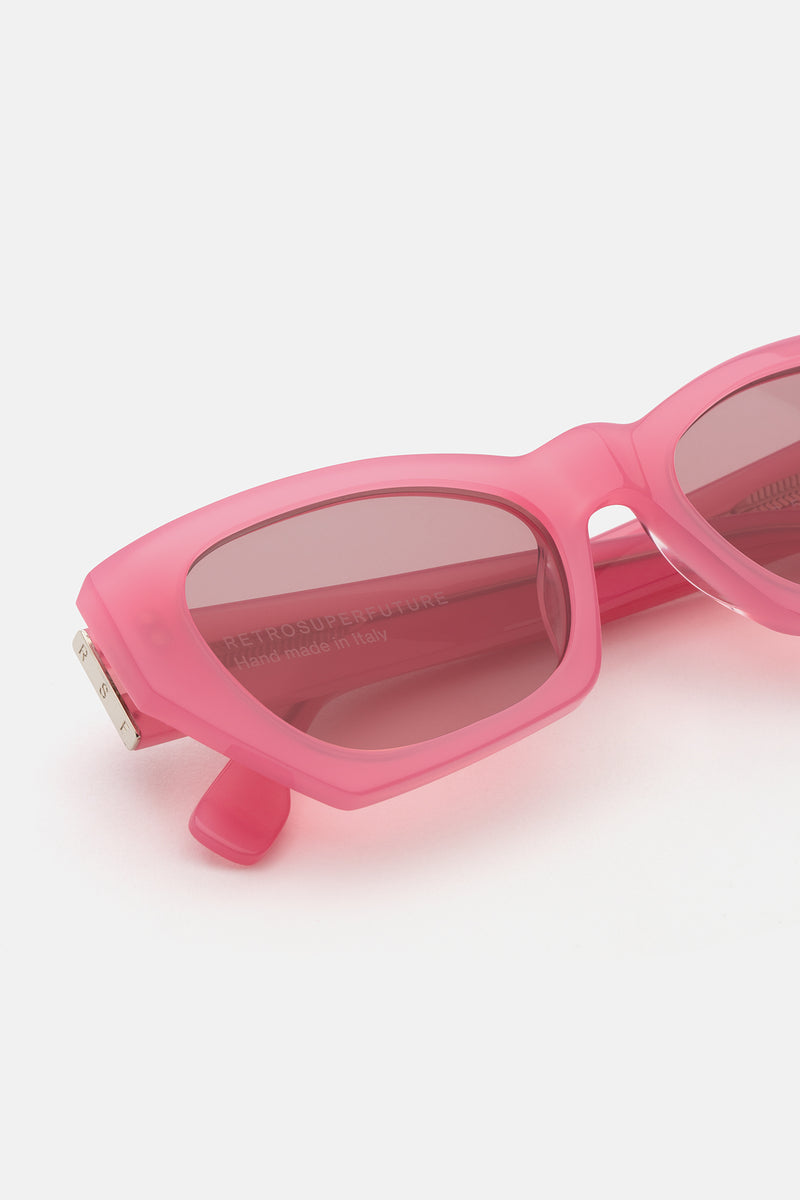 Amata Estate Fragola - Retrosuperfuture USA -