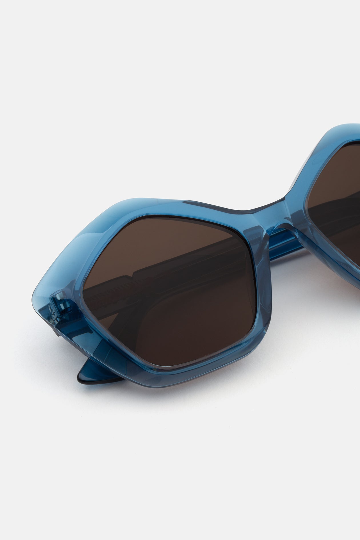 Eluvi Ocean - Retrosuperfuture USA -