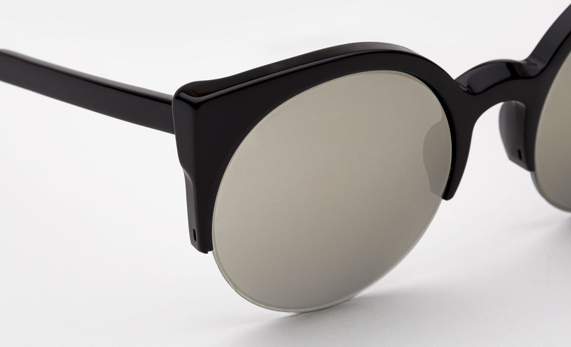 Lucia Black Ivory
