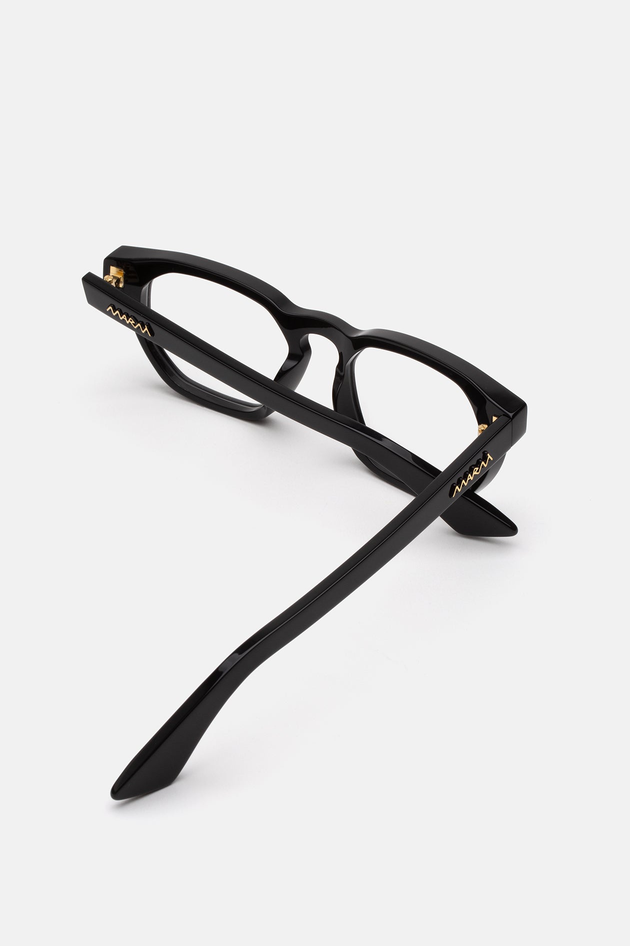 Azyrou Black