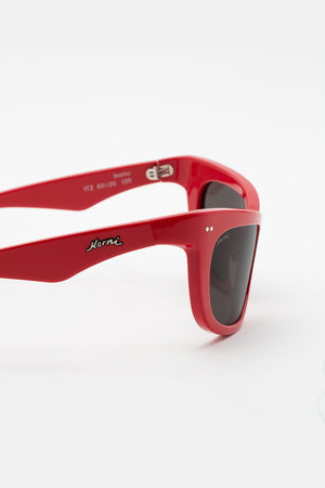 Isamu Solid Red — 3