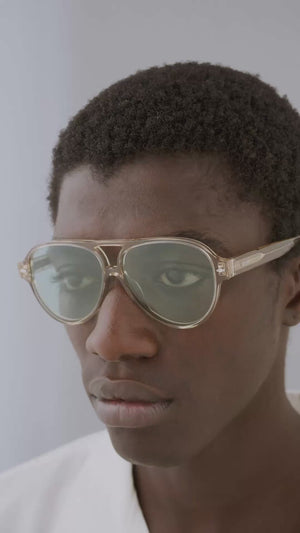 Ombra Resin — video 1