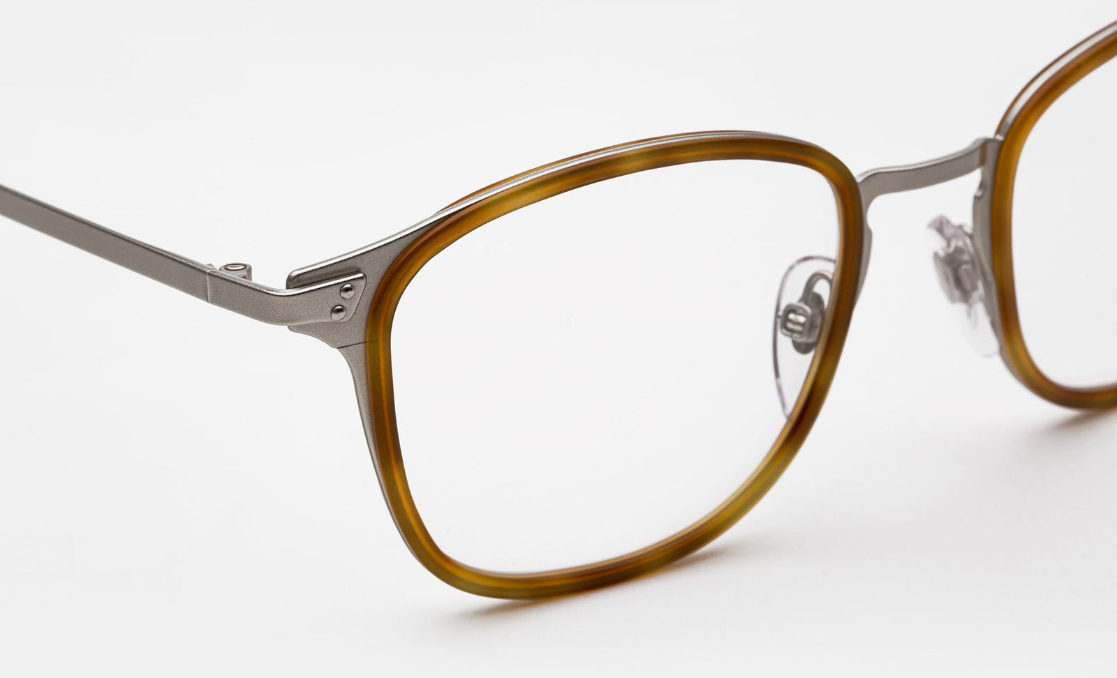 Numero 21 Argento - Retrosuperfuture USA -
