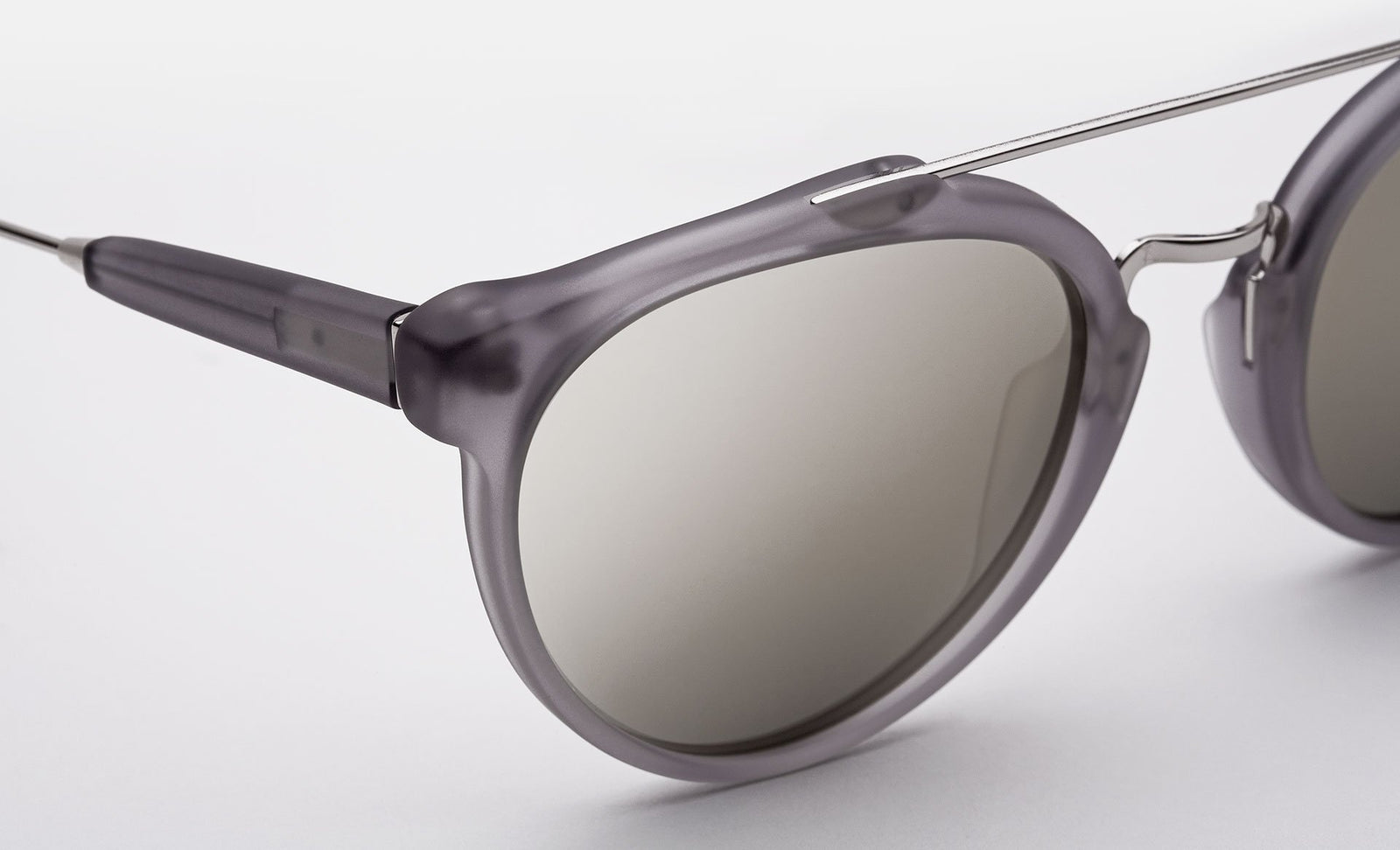 Giaguaro Fantom - Retrosuperfuture USA -