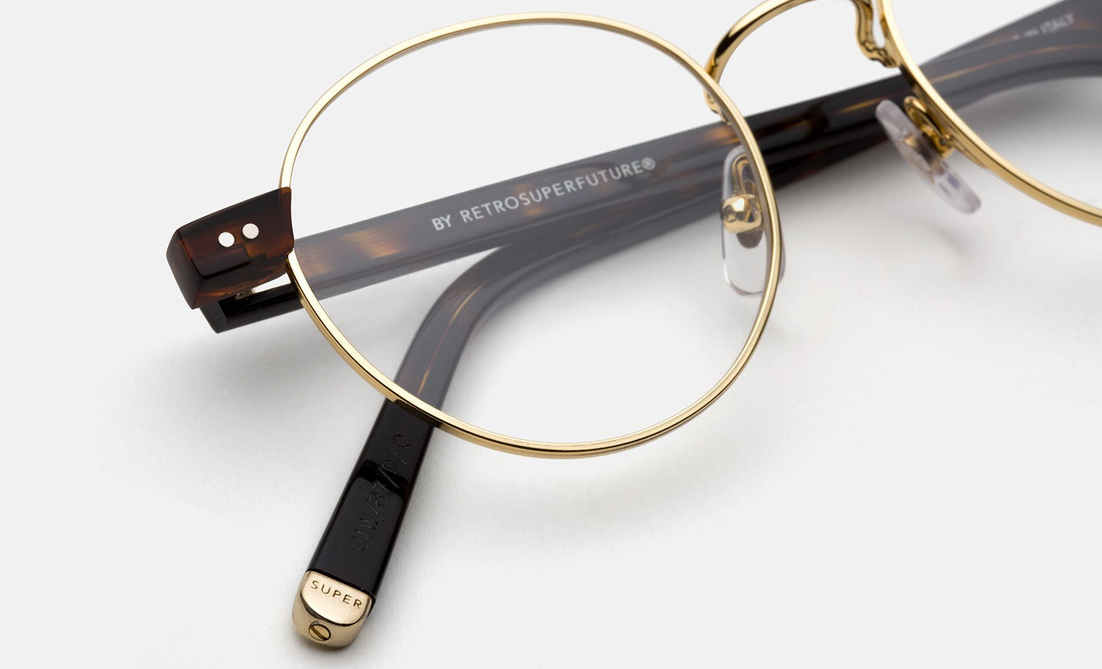 Numero 36 Oro - Retrosuperfuture USA -