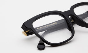 Numero 19 Nero - Retrosuperfuture USA - — 5
