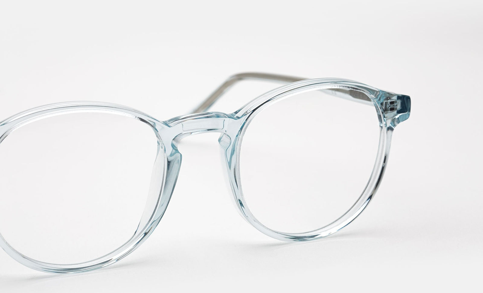 Numero 01 Crystal Celeste - Retrosuperfuture USA -