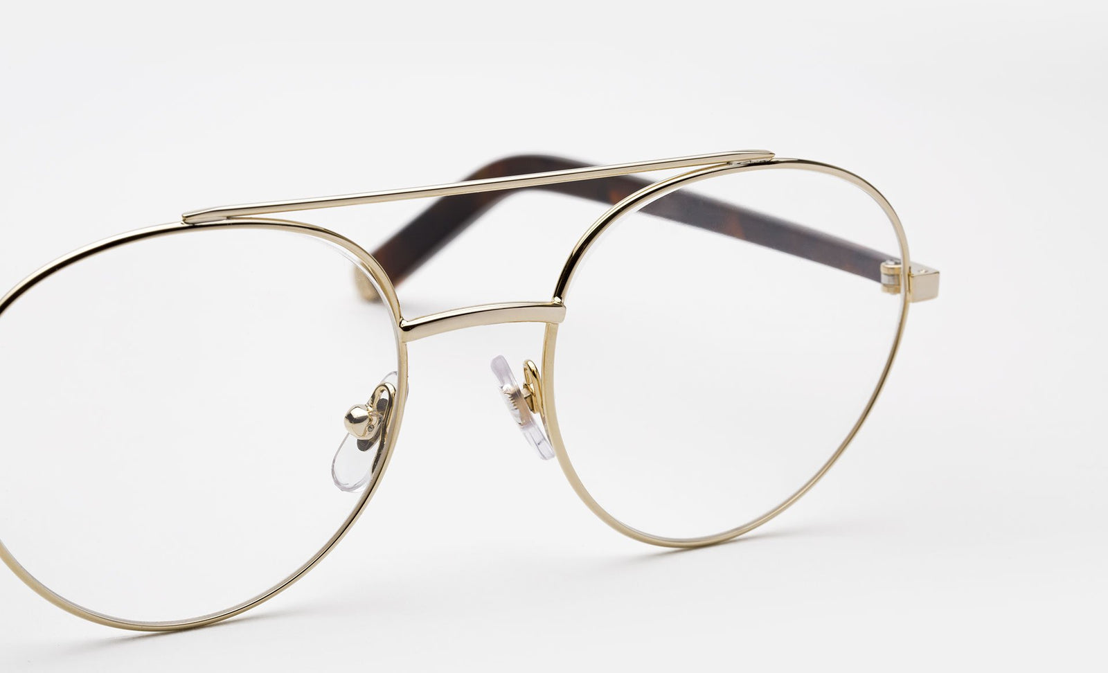 Numero 32 Oro - Retrosuperfuture USA -