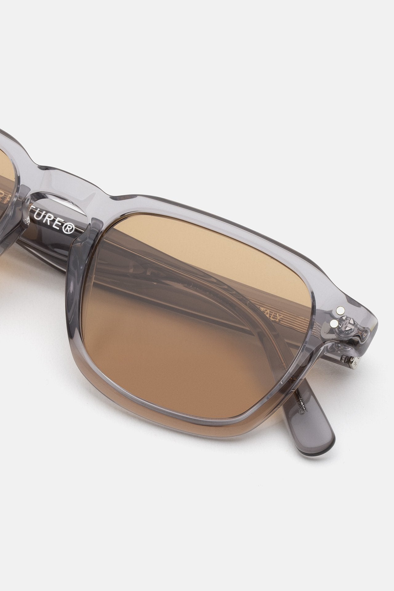 Luce Nebbia - Retrosuperfuture USA -