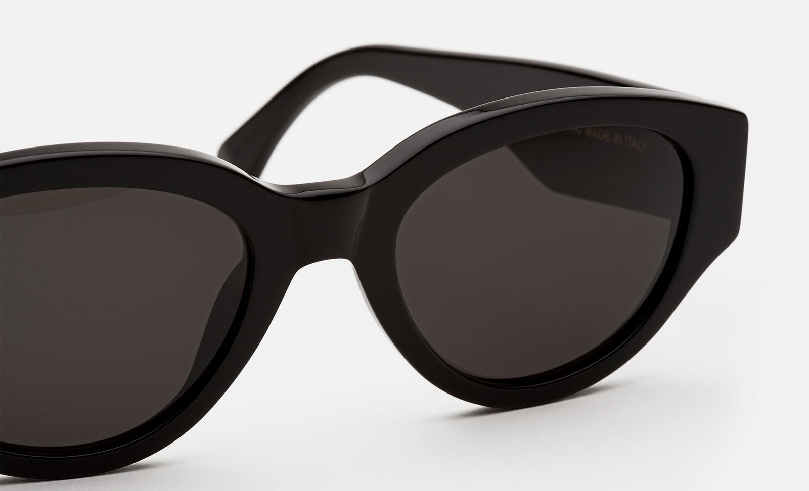 Drew Mama Black - Retrosuperfuture USA -