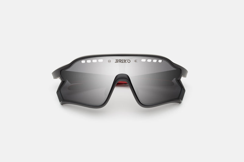 DAINTREE Black red A04 - Retrosuperfuture USA -